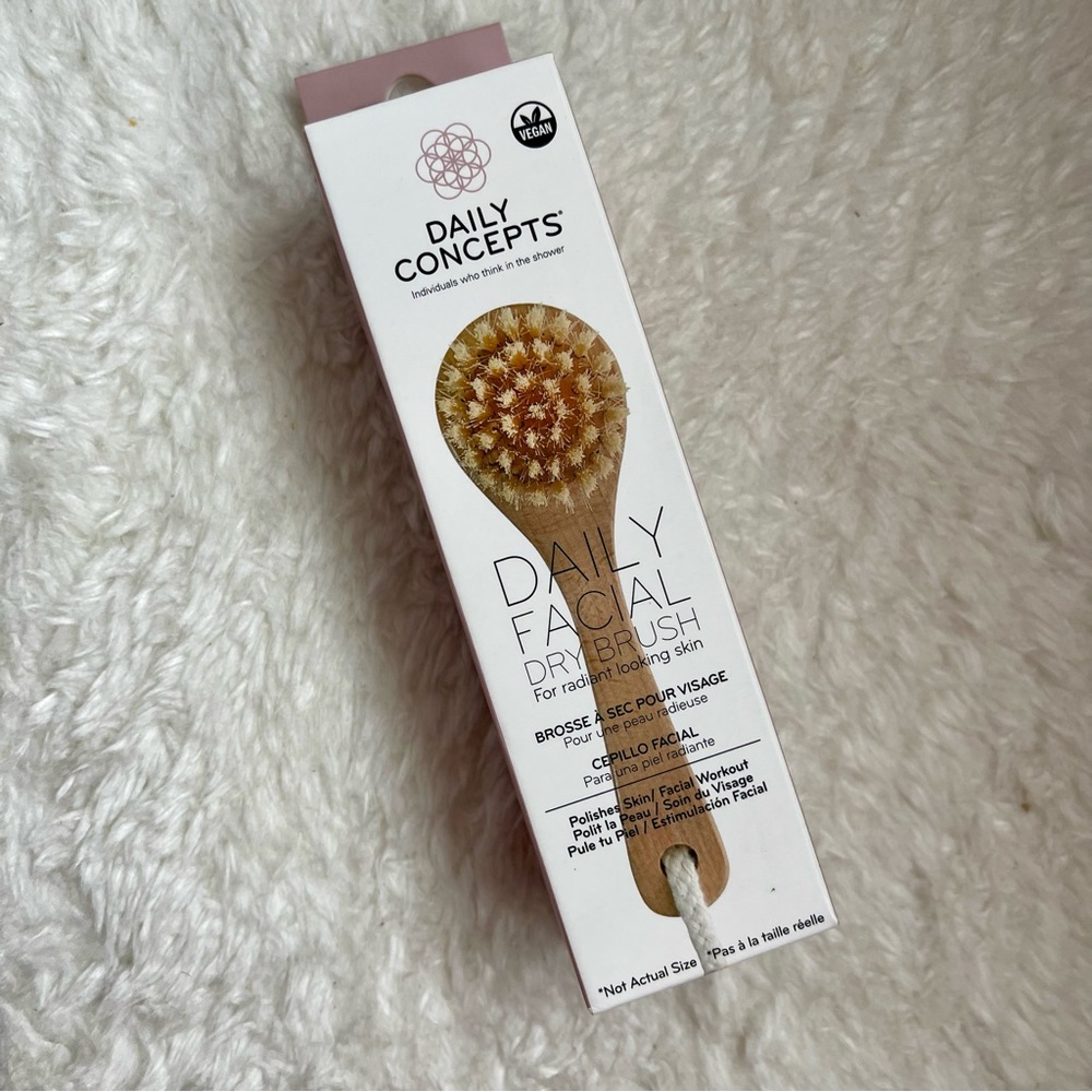 DAILY CONCEPTS | Daily Facial Dry Brush